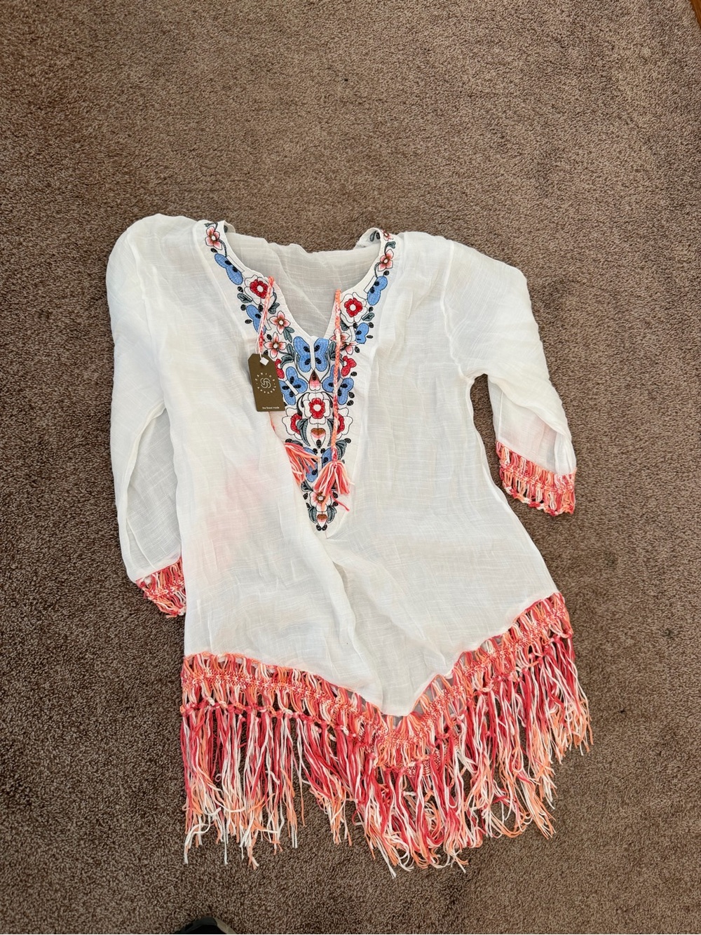 White Embroidered Fringe V-Neck Tunic Top